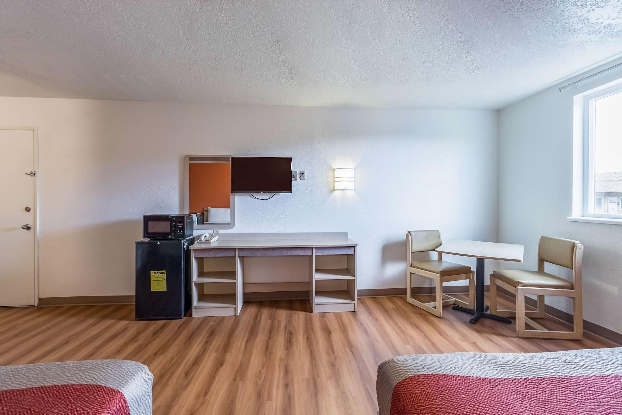 Motel 6-Beaverton, Or Bagian luar foto