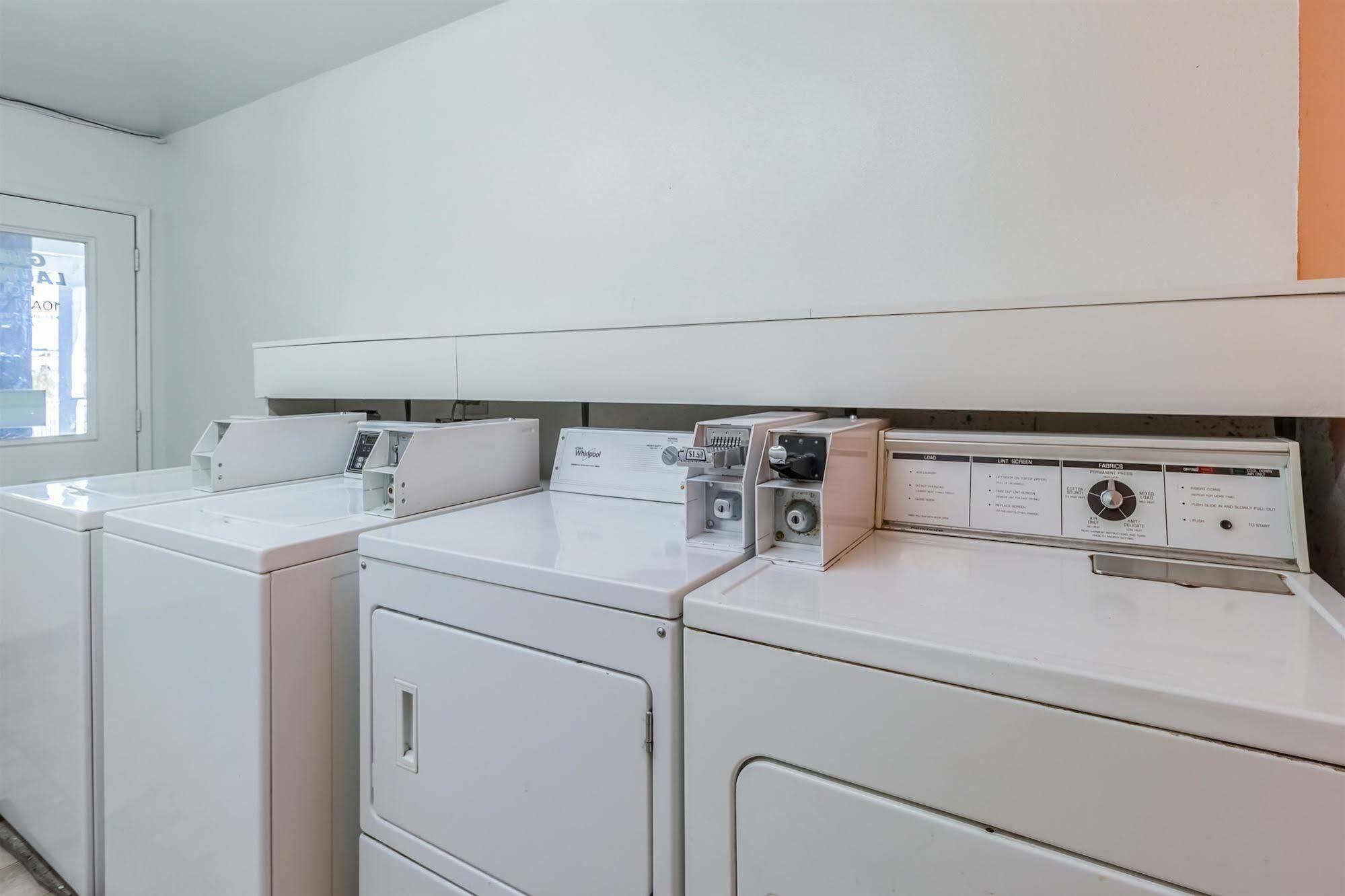 Motel 6-Beaverton, Or Bagian luar foto