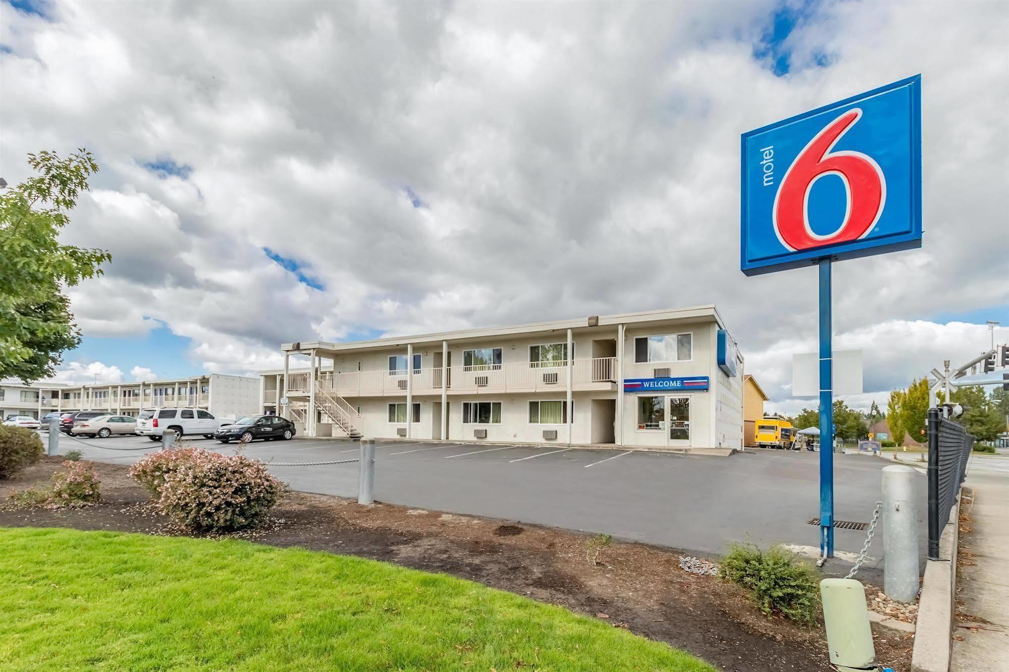 Motel 6-Beaverton, Or Bagian luar foto